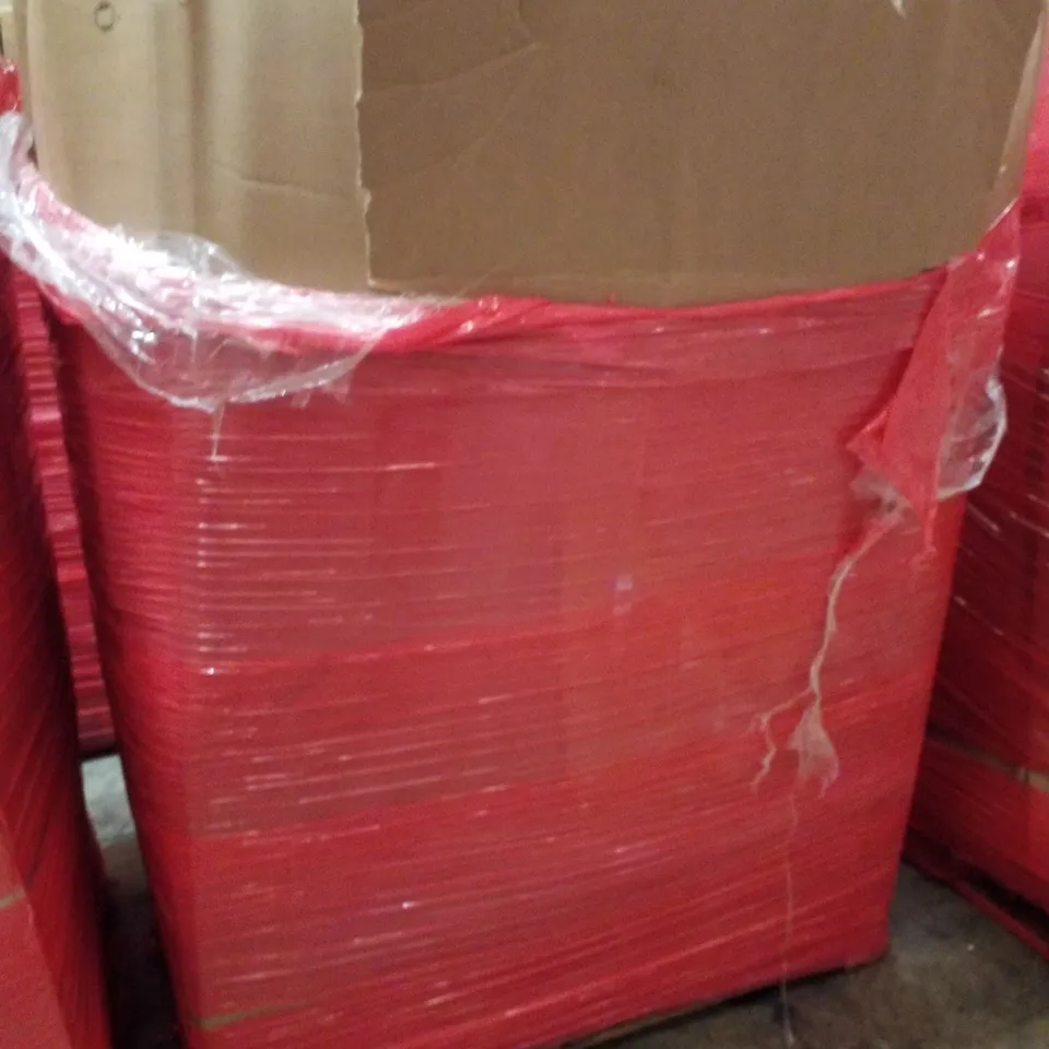 PALLET CONTAINING ASSORTED PRODUCTS INCLUDING 50×70CM PICTURE FRAME, FULL LENGTH MIRROR, MATTRESS TOPPER, MICROWAVE STAND & WHEELED PLATFORM DOLLY