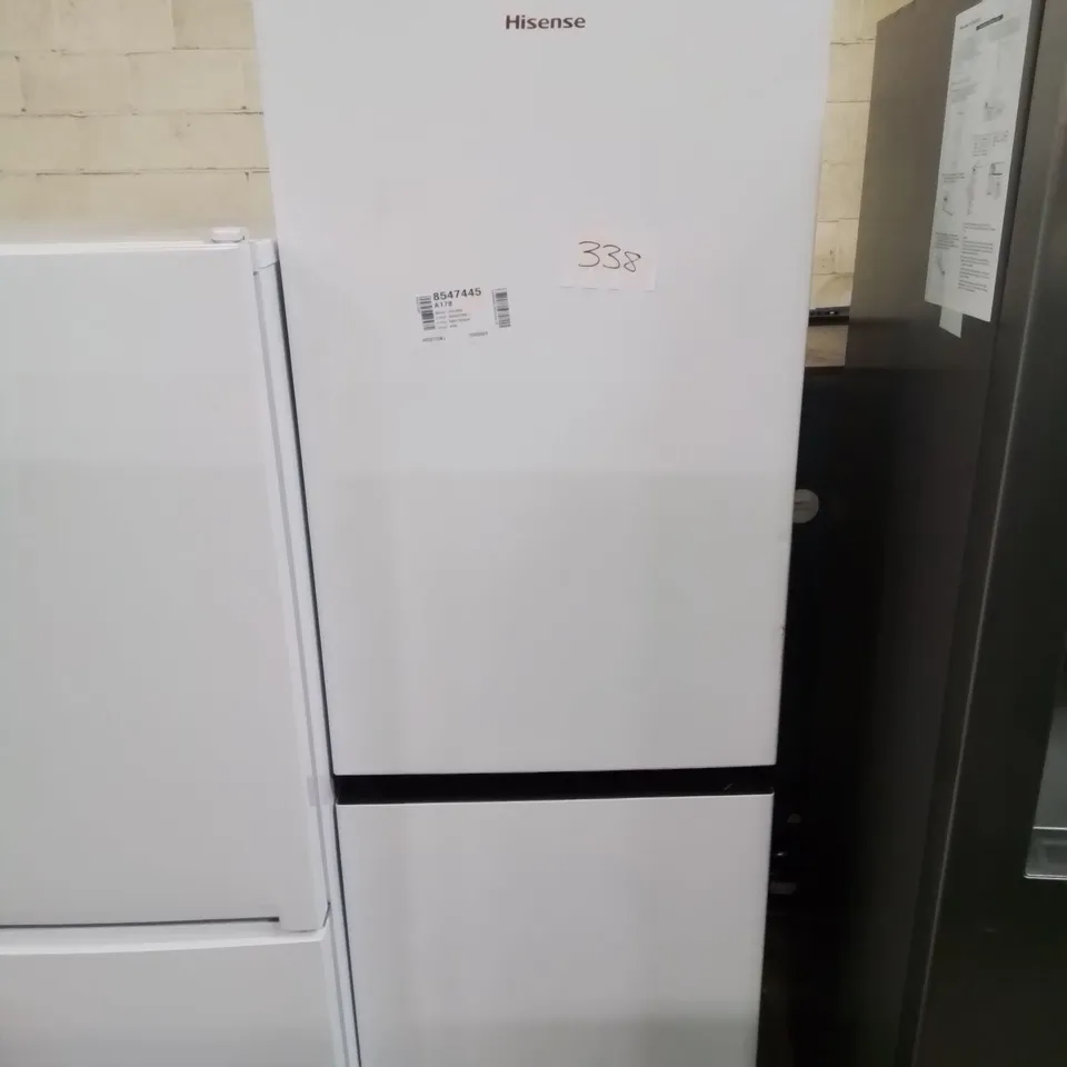 HISENSE RB327N4BWE 55CM FREESTANDING 50/50 FRIDGE FREEZER - 256 LITRE CAPACITY - TOTAL NO FROST -LED LIGHT - REVERSIBLE DOOR - SILVER - E RATED, H182.4 X W55 X D56.2 (CM) [ENERGY CLASS E]
