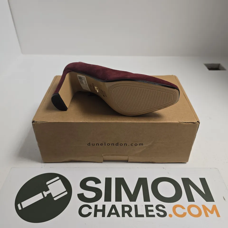 BOXED PAIR OF DUNE LONDON BURGUNDY SUEDE COMFORT MID BLOCK HEEL - SIZE 3