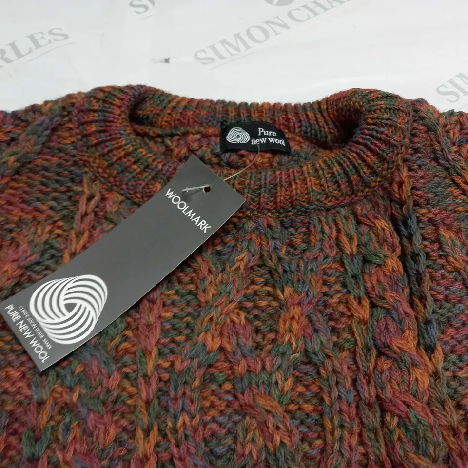 LOT OF APPROXIMATELY 15 WOOLMARK PURE NEW WOOL JUMPERS - SIZE UNSPECIFIED