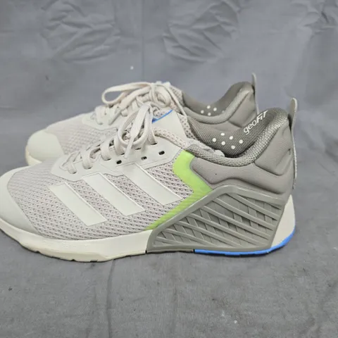 PAIR OF ADIDAS TRAXION TRAINERS NATURAL - UK 8