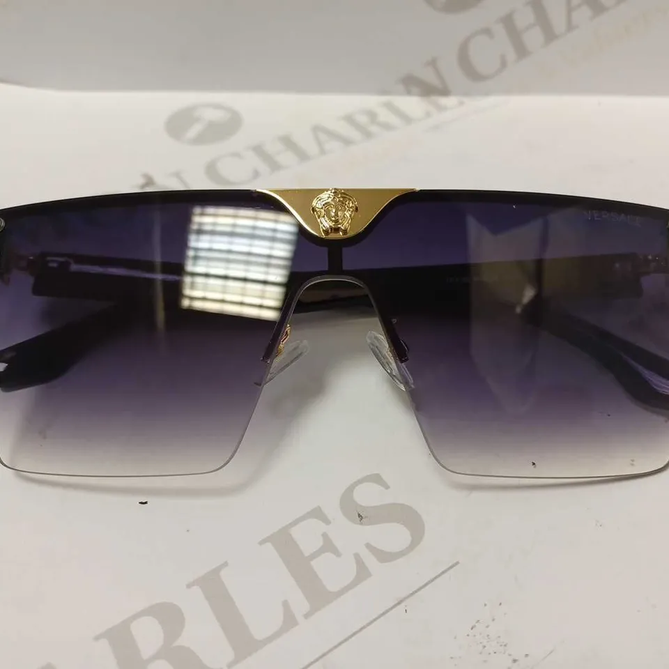 VERSACE 10138 BLACK SUNGLASSES 