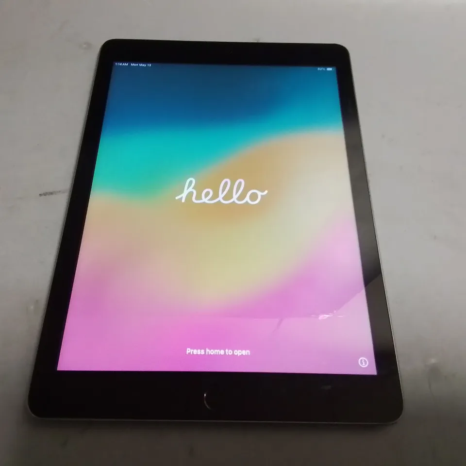 UNBOXED APPLE IPAD 6 128GB 9.7" IN SPACE GREY