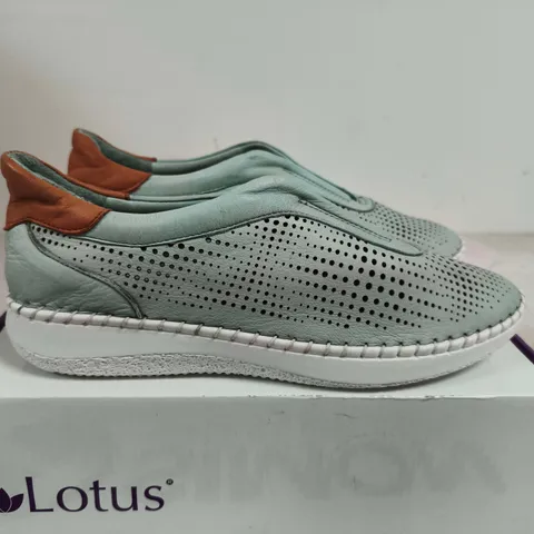 BOXED PAIR OF LOTUS LORENA MINT LEATHER WOMEN'S SHOES – EUR39 (UK 6.5)