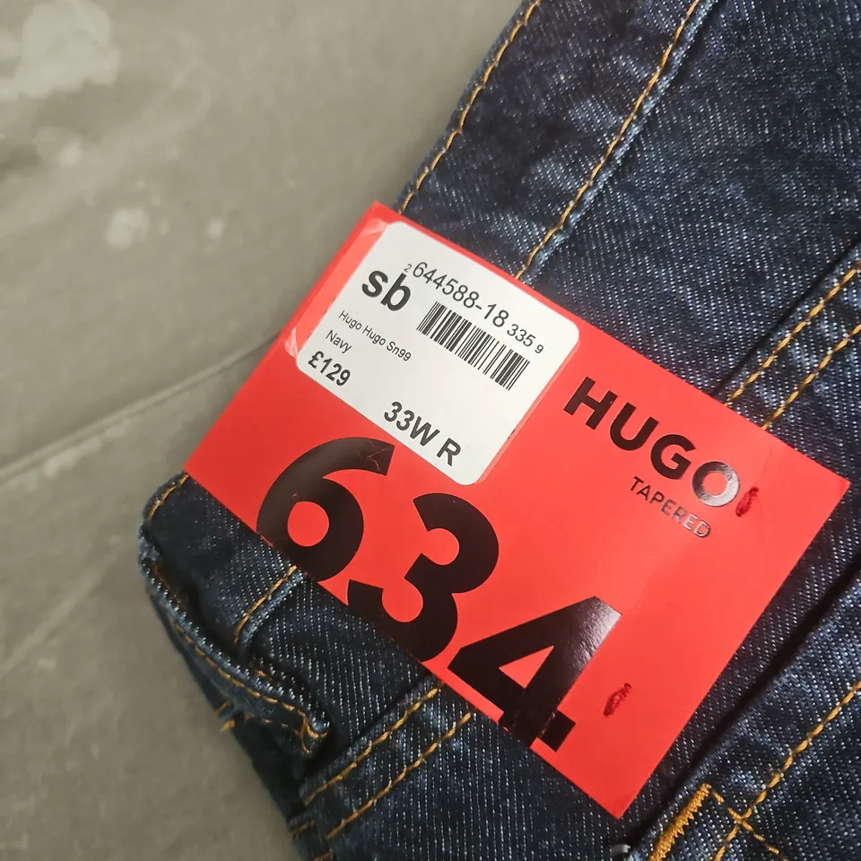 HUGO BOSS JEANS NAVY – UK 33, 33W X 34L REGULAR, TAPERED 