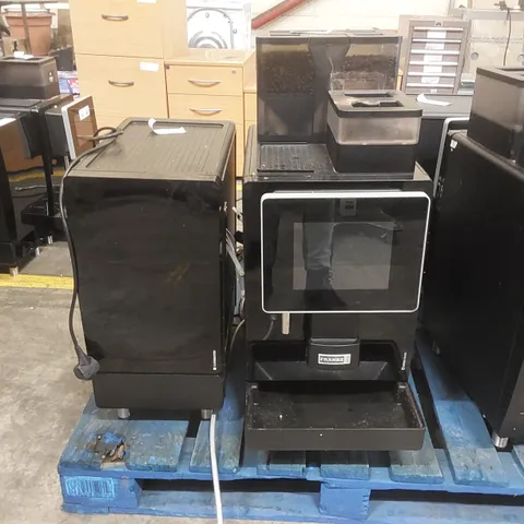 FRANKE A600 COMMERCIAL COFFEE MACHINE WITH MILK CHILLER