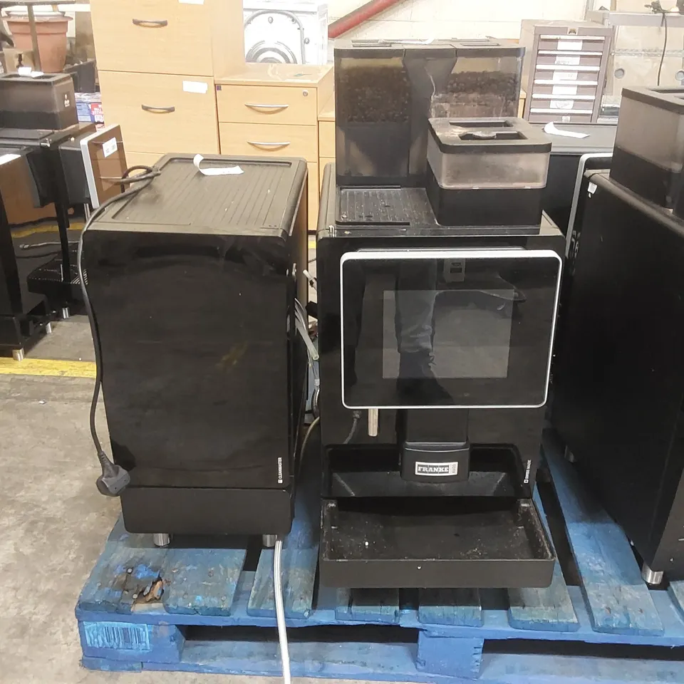 FRANKE A600 COMMERCIAL COFFEE MACHINE WITH MILK CHILLER