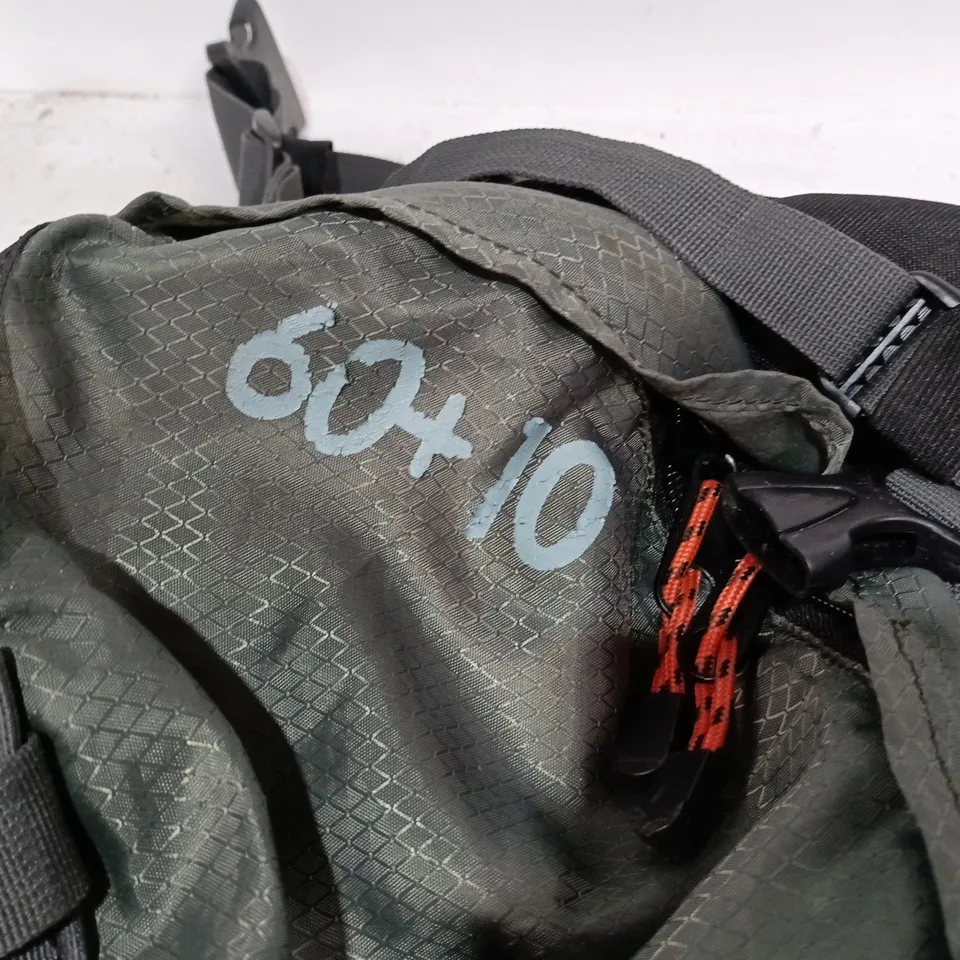 VANGO CONTOUR 60+10 TRAVEL BACKPACK IN GREEN