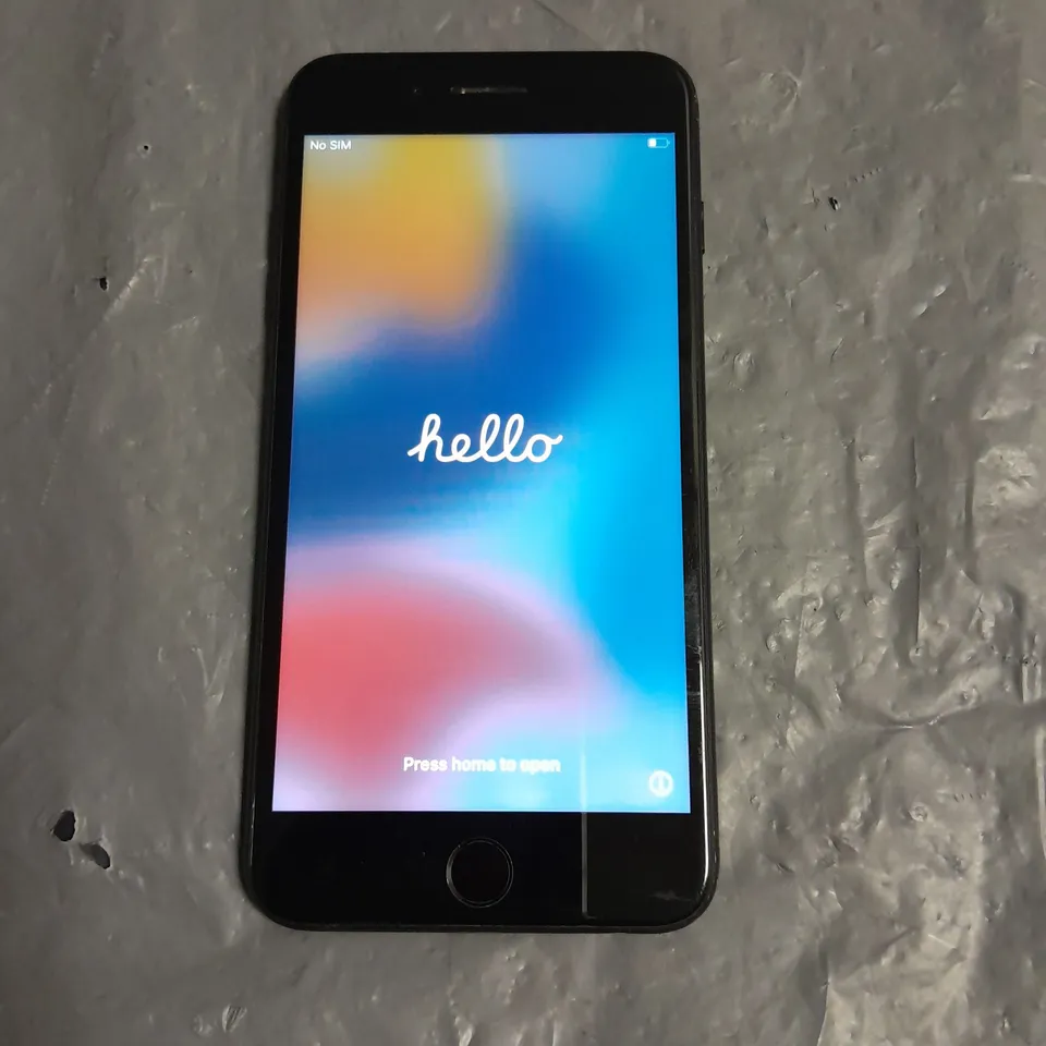 UNBOXED APPLE IPHONE 7 PLUS IN BLACK - A1784