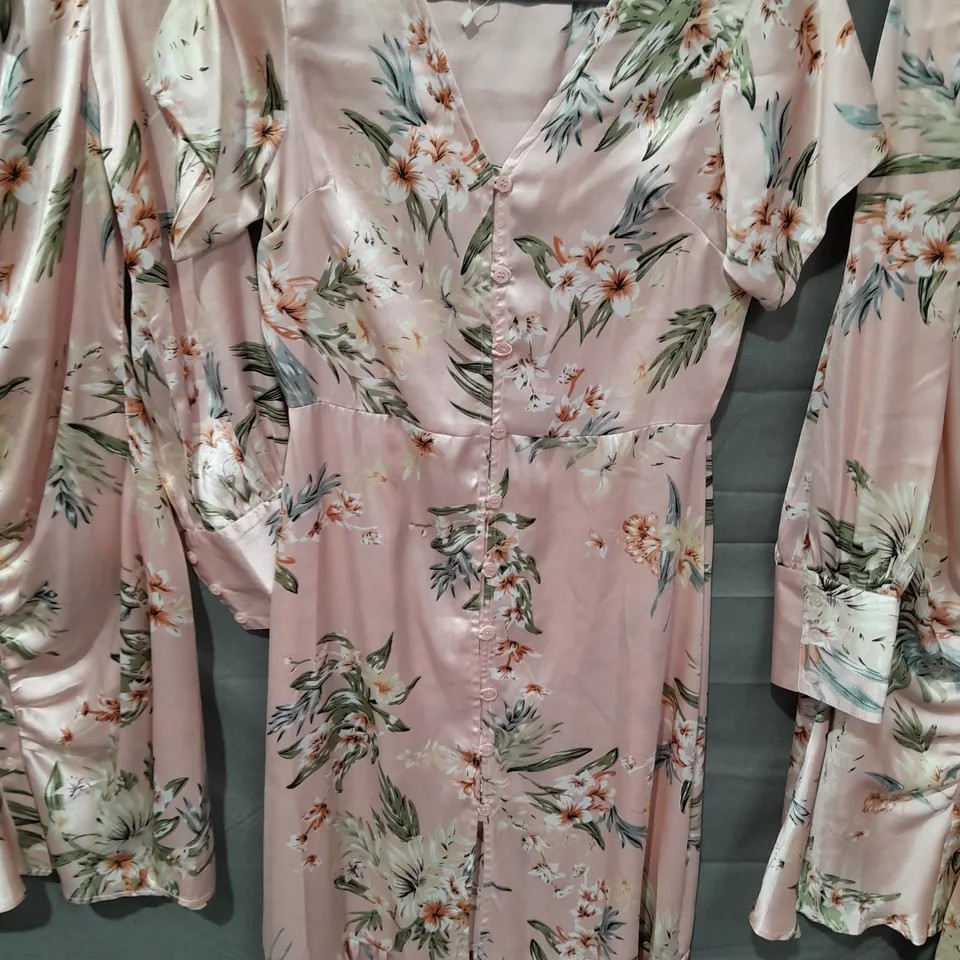 LOT OF 5 FLORAL PATTERENED SHIRTS AND DRESSES IN BLUSH - SIZES 8 & 12