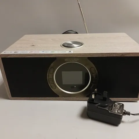 BOXED SHARP PORTABLE DIGITAL RADIO IN GREY