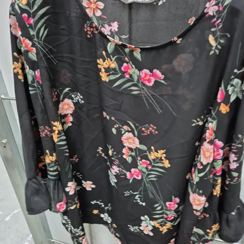 UK 22 BONMARCHΓ FLORAL PRINT TOP