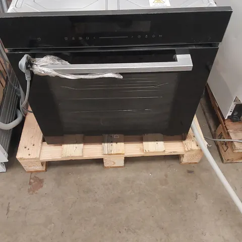 BLACK INTEGRATED OVEN