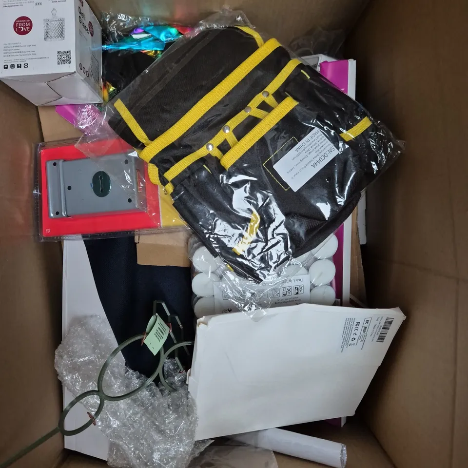 APPROXIMATELY 20 ASSORTED HOUSEHOLD PRODUCTS TO INCLUDE THANK YOU CARDS, TEA LIGHTS, RIM DEADLOCK ETC 