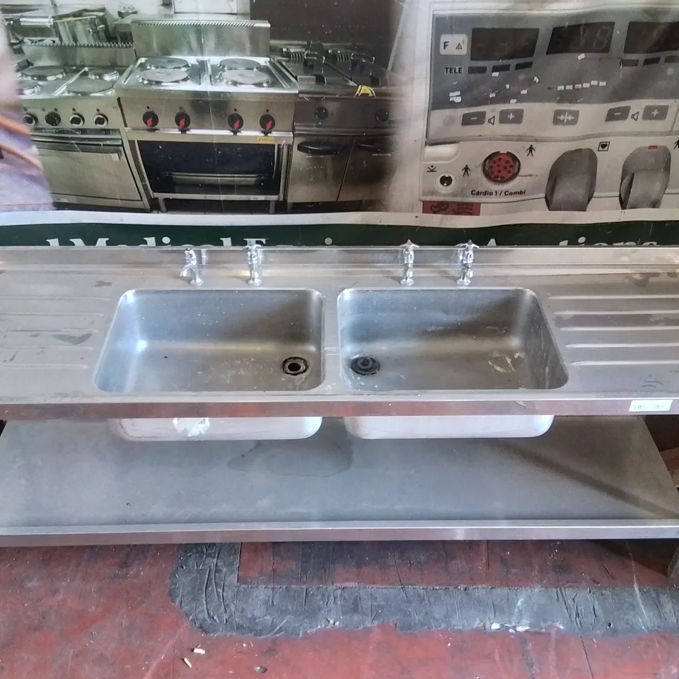 LARGE STAINLESS STEEL COMMERCIAL DOUBLE BASIN AND DRAINAGE BOARDS