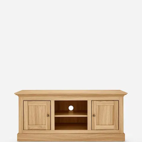 JULIPA ASHFORD WIDE TV STAND IX207 1320 X 515 X 130MM BOXED