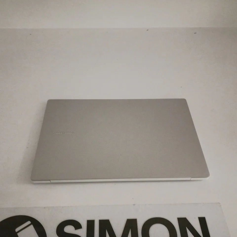 SAMSUNG GALAXY BOOK PRO BOXED WITH ACCESSORIES