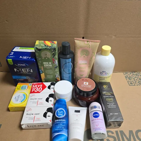 APPROXIMATELY 15 ASSORTED HEALTH & BEAUTY PRODUCTS TO INCLUDE LUBE, NIVEA  AND BOOTS BABY