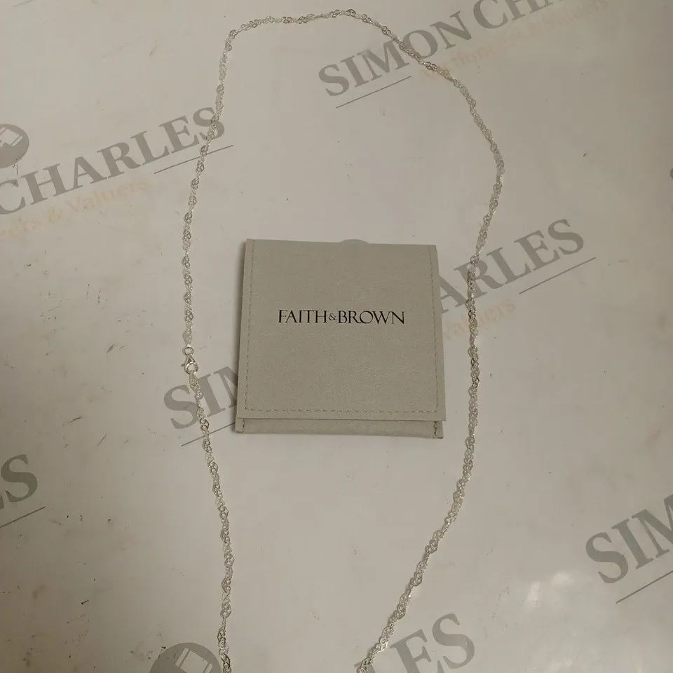 FAITH & BROWN ITALIAN CRAFTED HEART LINK LONG CHAIN IN SILVER