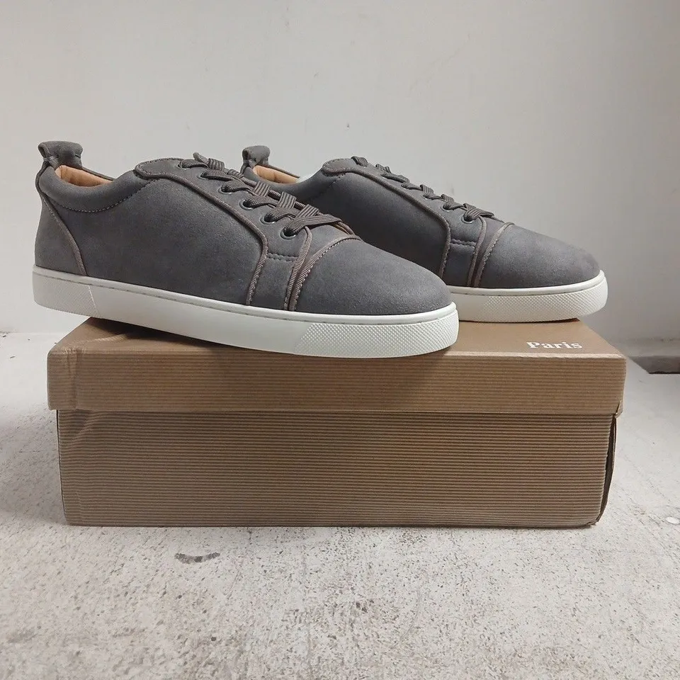 BOXED PAIR OF CHRISTIAN LOUBOUTIN SHOES IN GREY SIZE EU 44