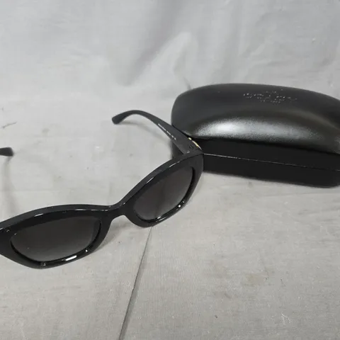 COACH OHC8421 BLACK FRAME SUNGLASSES 