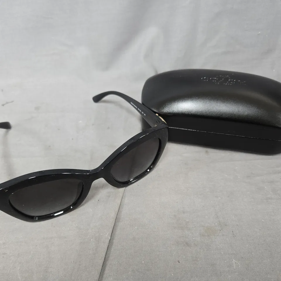 COACH OHC8421 BLACK FRAME SUNGLASSES