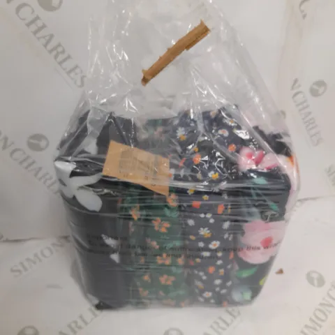 CALIFORNIA INNOVATIONS SET OF 4 DOUBLE HANDLE INSULATED BAGS - FLORAL
