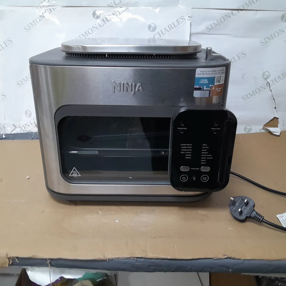 NINJA MULTIFUNCTION 14 IN 1 OVEN & AIR FRYER