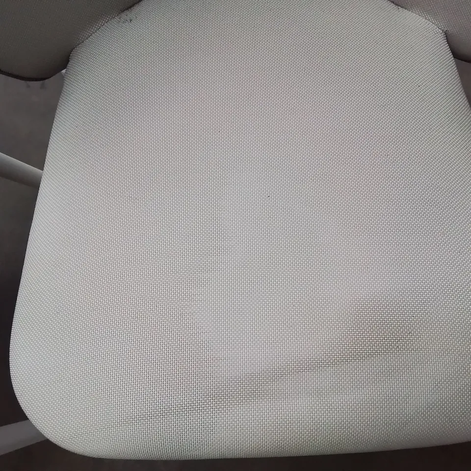 SET OF 4 QUALITY FABRIC UPHOLSTERED CREAM AND GREY SIDE/DINING CHAIRS (SOME MARKS AS SHOWN IN PICTURES)