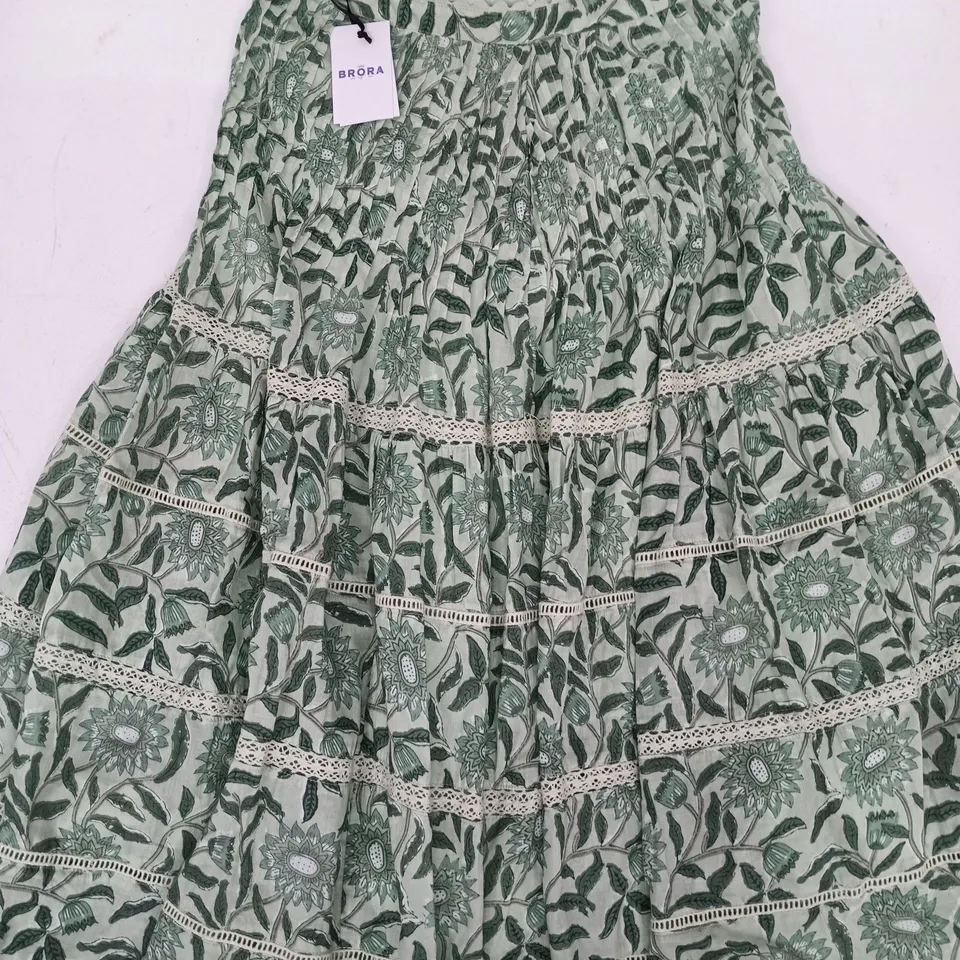 BRORA FLORAL TIERED SKIRT IN PISTACHIO GREEN SIZE UK 8