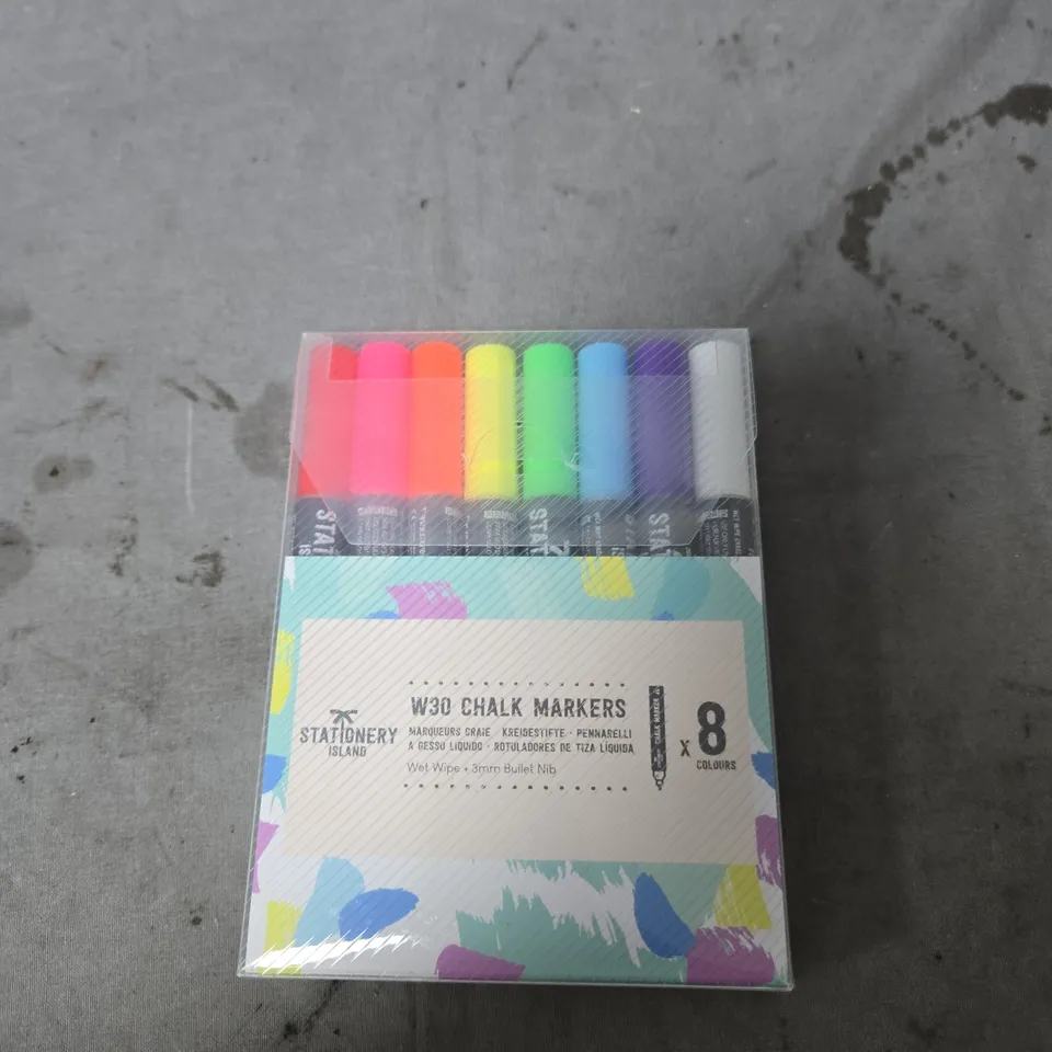 BOX OF ASSORTED TOYS INCLUDING TOY VAN  AND CHALK MARKERS 