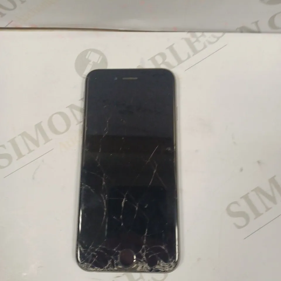 APPLE IPHONE 6 (A1586) SMARTPHONE 