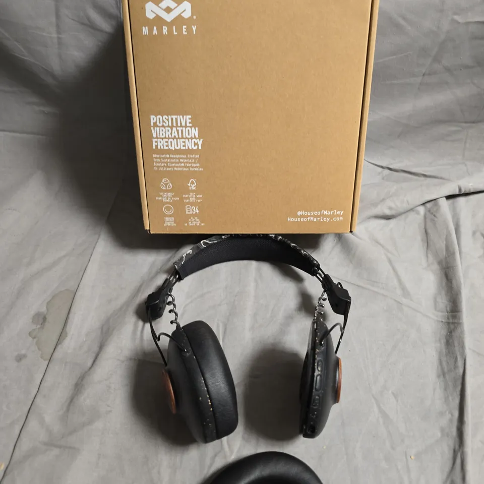 HOUSE OF MARLEY POSITIVE VIBRATION FREQUENCY HEADPHONES – OVER-EAR BLUETOOTH (BLACK/WOOD)