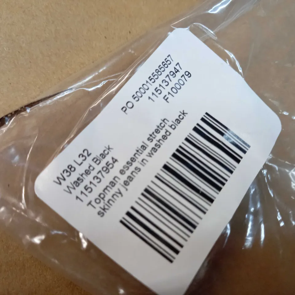 PACKAGED TOPMAN BLACK JEANS - SIZE W38/L32
