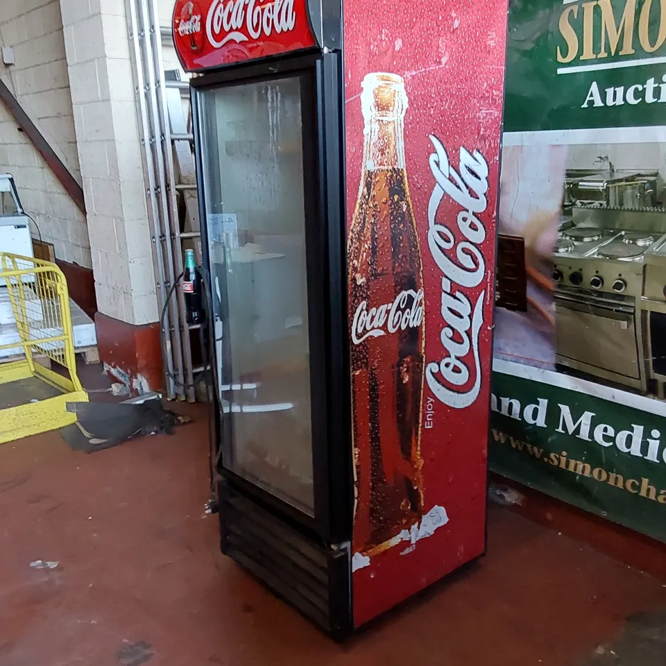 COCA-COLA DISPLAY DRINKS COOLER 