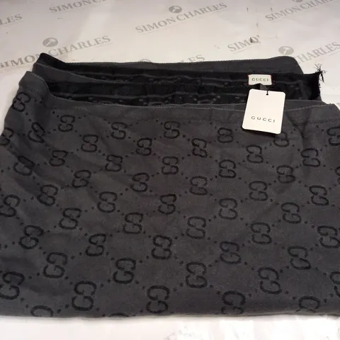 BLACK/GREY GUCCI SCALF 