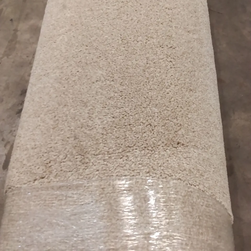 ROLL OF DURABLE TWIST VICUNA APPROX SIZE: 1.8M X 4.00M