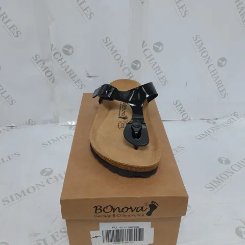 BONOVA BLACK SANDALS SIZE 6
