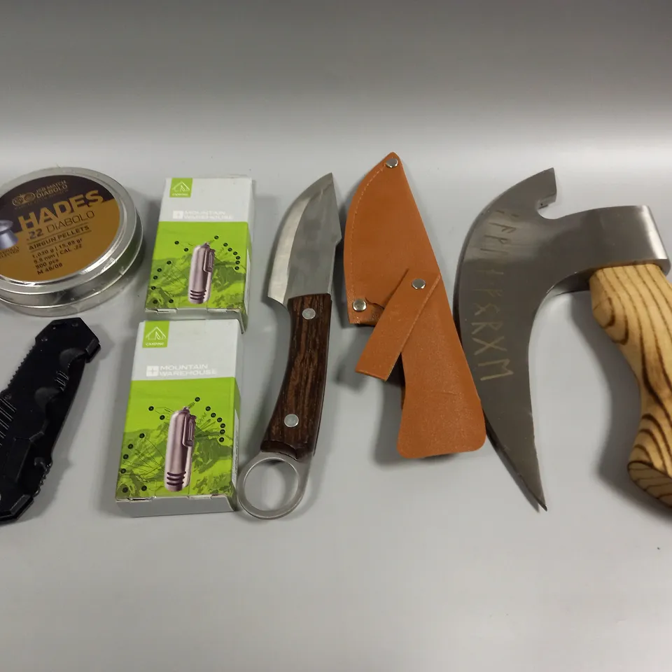 APPROXIMATELY 6 ASSORTED HUNTING PRODUCTS TO INCLUDE PENKNIFE, AIRGUN PELLETS, HUNTING KNIFE ETC - COLLECTION ONLY 