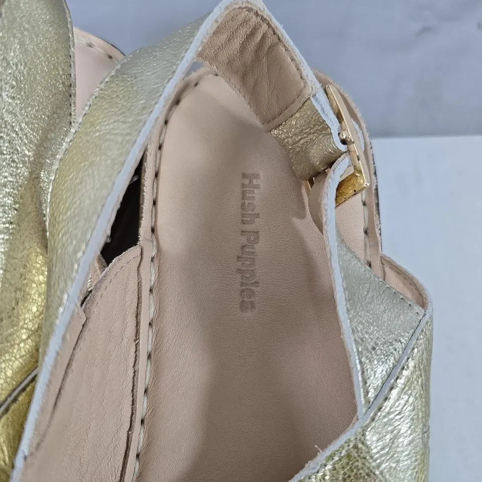 HUSH PUPPIES GOLD LEATHER SANDALS – WOMEN'S UK 7