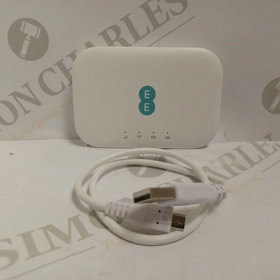 EE MINI HUB HALO - WHITE