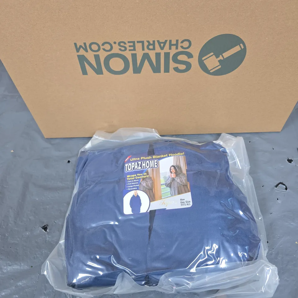 TOPAZ HOME ULTRA PLUSH BLANKET HOODIE – BLUE, ONE SIZE FITS ALL. BOX OF 10 ITEMS