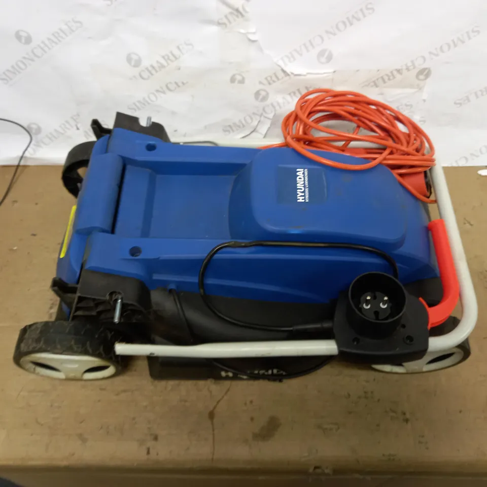 HYUNDAI LAWNMOWER 