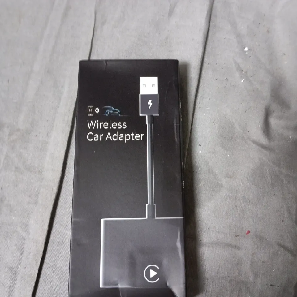 BOX OF APPROXIMATELY 10 ASSORTED AUTOMOTIVE ITEMS INCLUDING MHD TUNING , CAR AIR FRESHNER AND WIRELESS CAR ADAPTER