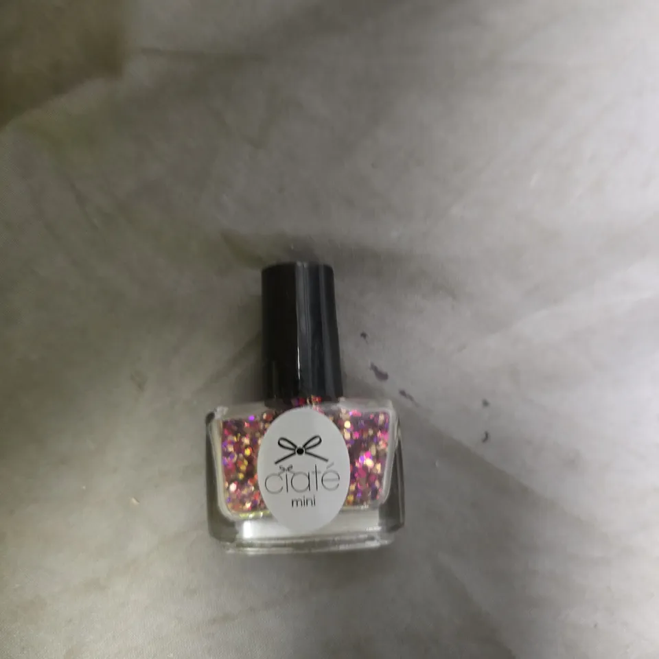 CIATÉ LONDON MINI NAIL POLISH SET – 9 X MINI BOTTLES IN ORIGINAL BOXES 