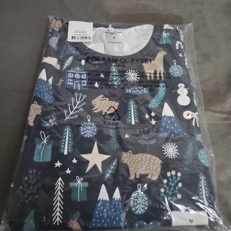 POLARN O. PYRET KIDS CLOTHING – WINTER FOREST PRINT, SIZE S