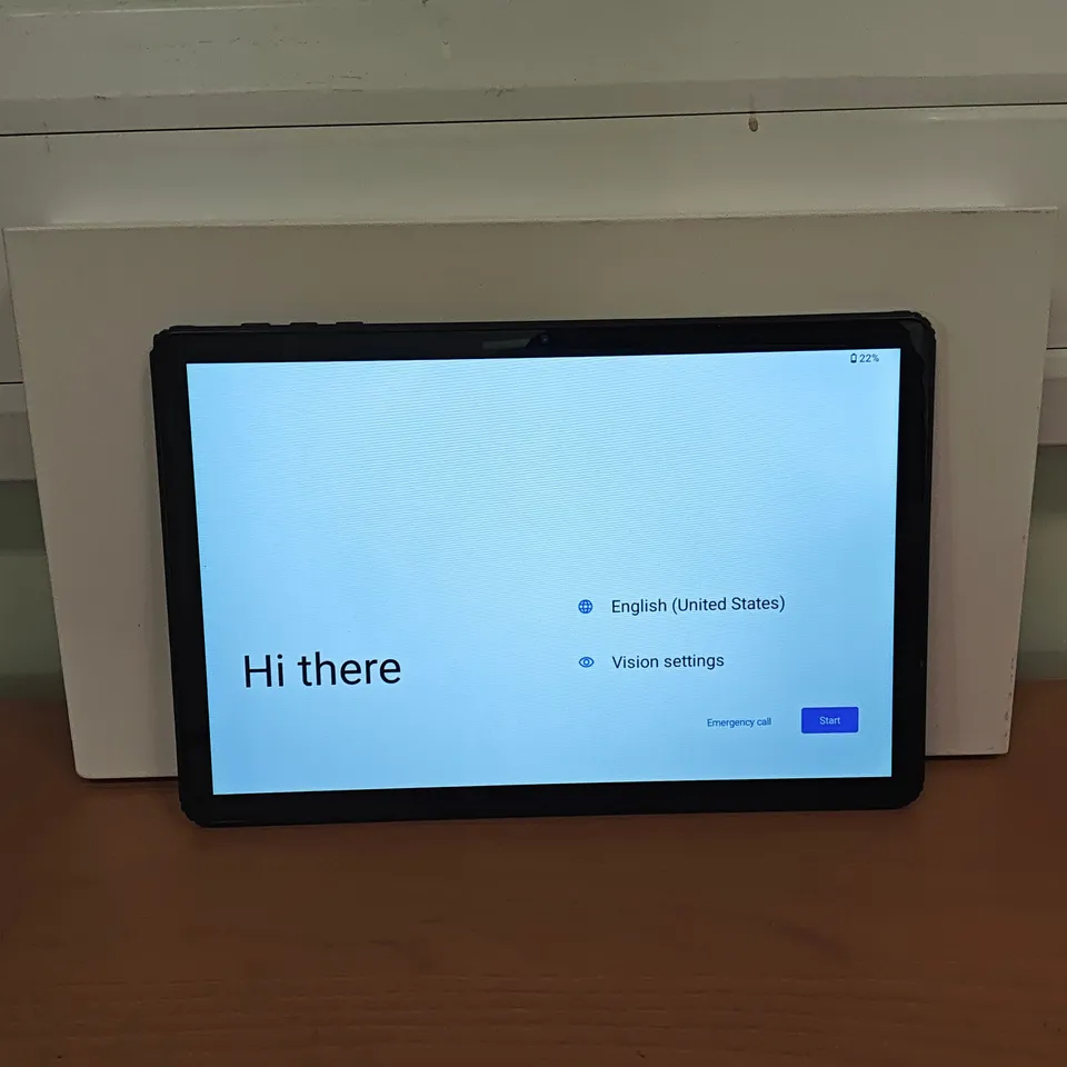 BOXED AXETOP 11" TABLET PC IN BLACK WITH ACCESSORIES