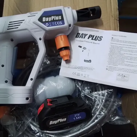BOXED DAYPLUS HANDHELD CORDLESS PRESSURE WASHER 
