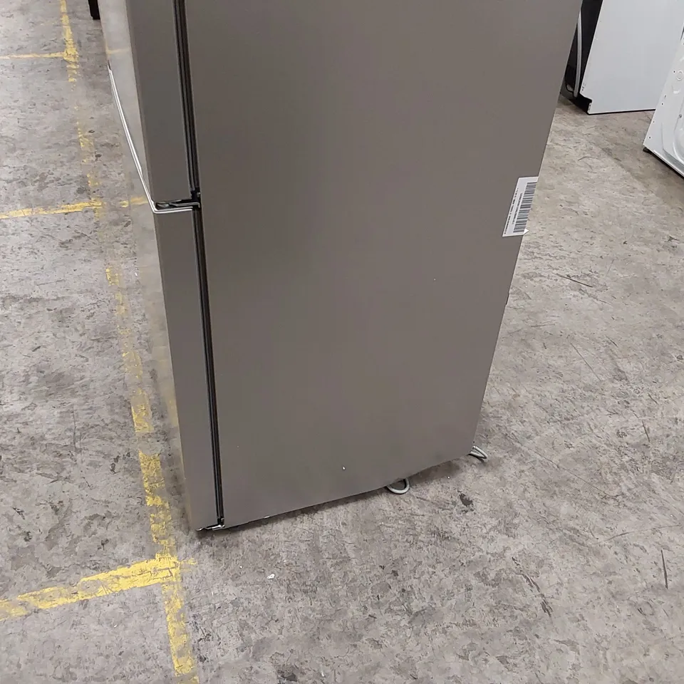 RUSSELL HOBBS RH180FF541E1S 70/30 FREESTANDING FRIDGE FREEZER - SILVER