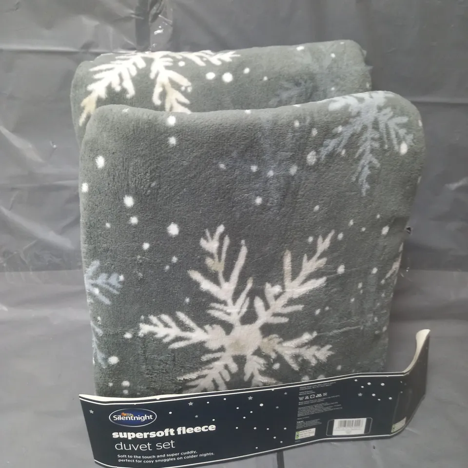 SILENTNIGHT CHRISTMAS WINTER SNOWFLAKE COSY FLEECE DUVET COVER SET